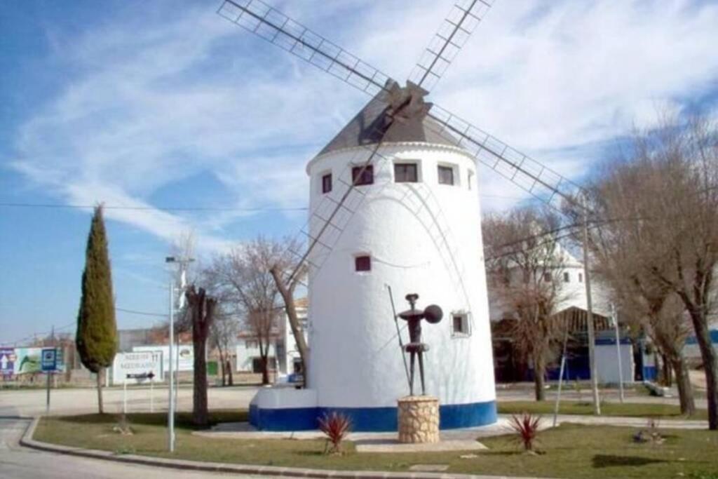 Vivienda Vacacional El Molino Argamasilla de Alba מראה חיצוני תמונה